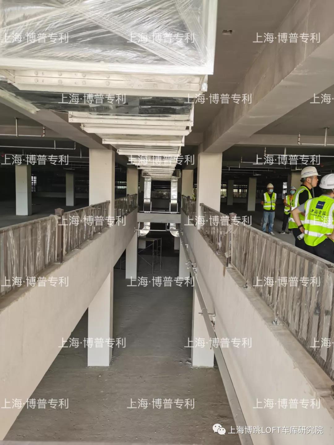 双鸭山恭喜金茂集团第一个LOFT专利车库项目封顶！（限内部参观）